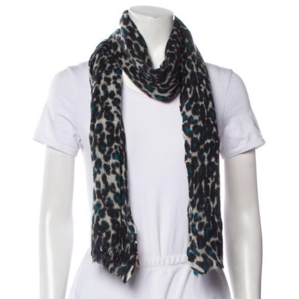 Tory Burch leopard animal print wool scarf